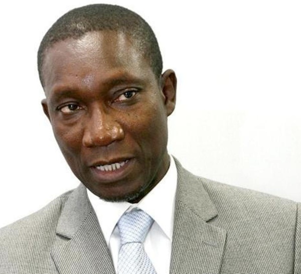 Me Amadou Sall avocat de Wade fils : "Jusqu'à l'extinction du soleil, la culpabilité de Karim ne peut être établi (...) Certains des 77 témoins vont témoigner le couteau à la gorge (...)"