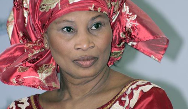 Aissata Tall Sall après la décision de la Cour Suprême :  "Je tends la main à Racine Sy, qu'il vienne rejoindre l'équipe municipale (...)"