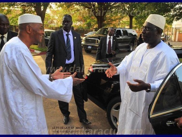 Macky SALL demande le retour d'ATT au Mali