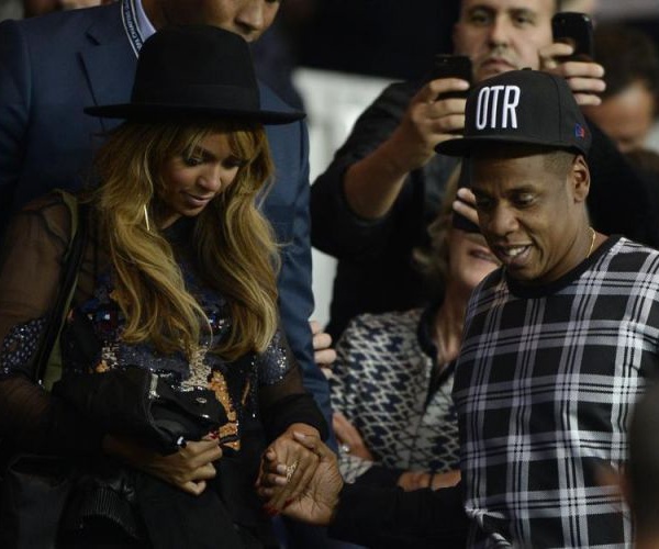 Match PSG/Barça : le couple Beyoncé et Jay Z en compagnie de David Beckham au Parc des Princes
