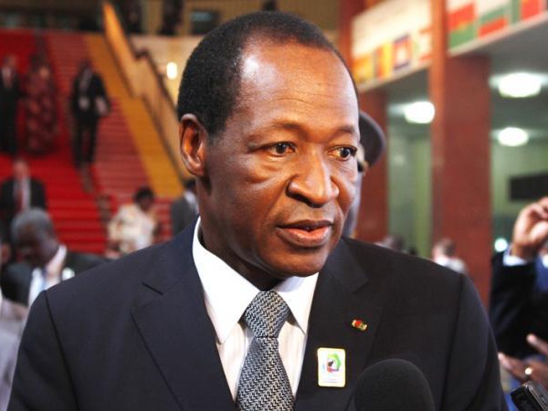 Dernière minute-Burkina : «Blaise Comparoré n’est plus au pouvoir» déclare le lieutenant-colonel Zida 