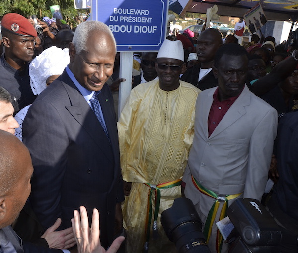 Louga en apothéose pour honorer son fils, le président Abdou Diouf