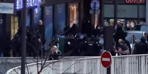 Vincennes : quatre morts parmi les otages