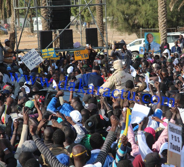 Les images de la très forte mobilisation du parti démocratique sénégalais à la Place de l'Obélisque 