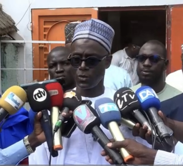 Thierno Alassane Sall chez le khalife de Médina Baye: " Quand on va vouloir faire des opérations militaires au Niger, il y aura un déferlement de réfugiés et de terroristes dans toute la sous-région"