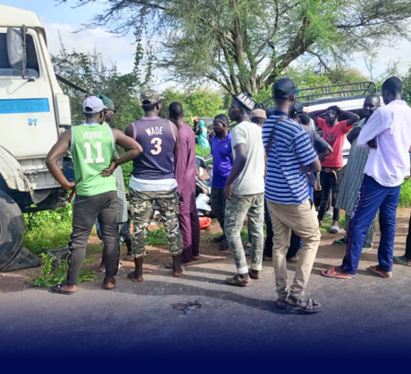 Ngaye Mekhé-Pire (Tivaouane) : Une collision entre un mini car et un camion fait 3 morts sur le coup et 12 blessés