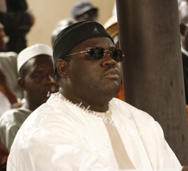 Serigne Bass Khadim Awa Bâ rappelle à Wade la sentence divine pour qui accuse un musulman d'anthropophage et l'invite à regretter... (AUDIO)