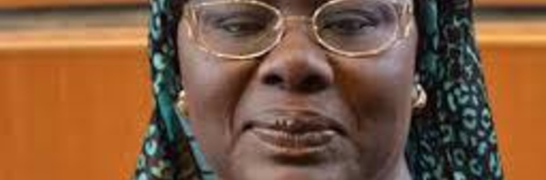 Sokhna Dieng M'backé : "Il n'y a pas de justice indépendante, l'Exécutif a la main sur tout au Sénégal(...) Macky Sall doit accepter de dialoguer avec Wade (...) C'est grave, il est interdit d'être riche au Sénégal! "