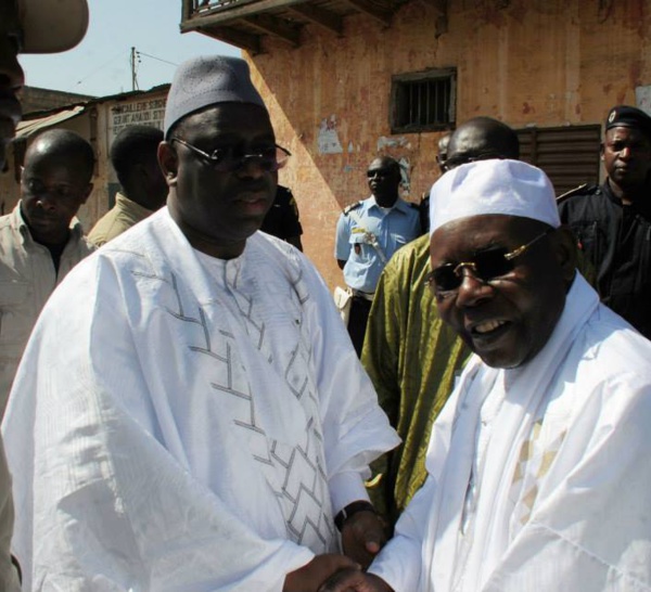 ​Quand Wade fait des émules : Macky Sall chez feue Sokhna Oumou avec une enveloppe de 10 millions cfa