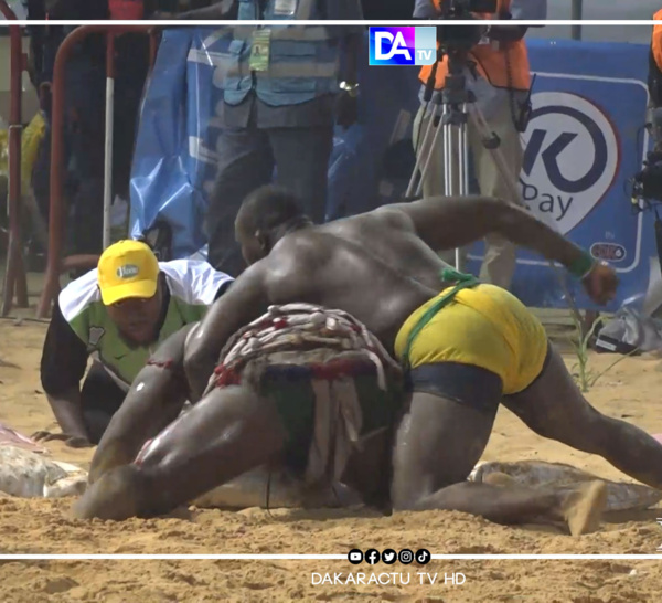 [ VIDEO ] Lutte : Le roi Modou Lô reste invaincu, Ama Baldé rentre bredouille !
