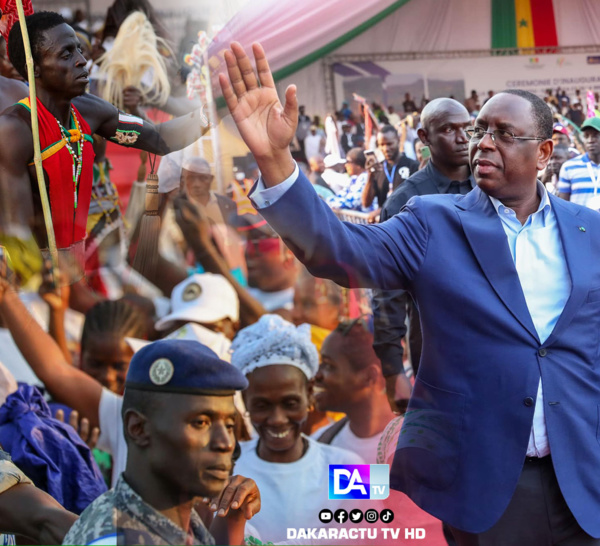 Kédougou/Conseil Présidentiel: MAcky SALL lance à Salemata le programme d’urgence d’électrification rurale (PUER)
