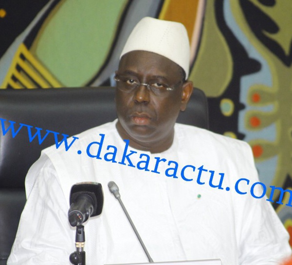 Macky Sall fait preuve de fermeté avec les syndicalistes : «Avant de faire preuve de clémence, il faut d’abord que les cours reprennent !»