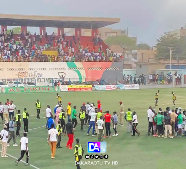 Match Pikine vs Jaraaf : Un journaliste violenté par les supporters, l'ANPS dénonce !