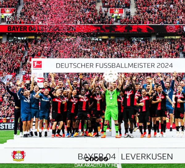 Bundesliga : Le Bayer Leverkusen boucle sa saison en mode « invincible » et soulève le trophée !