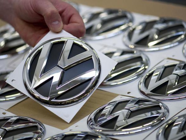 Scandale Volkswagen : l'Allemagne met la direction sous pression