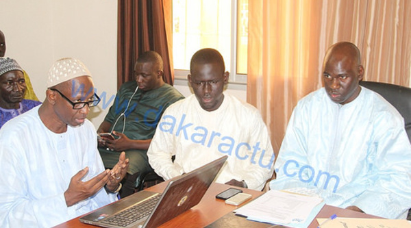 NGOUNDIANE : En plus des réalisations dans les écoles, le maire Mbaye Dione offre des fournitures scolaires d'une valeur de 12 400 000 F Cfa à toute la commune
