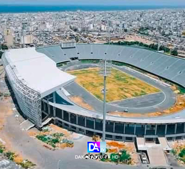 Stade Léopold Sédar Senghor : la livraison prévue pour avril 2025, les ouvriers dénoncent les conditions de travail