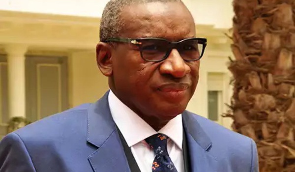 Le ministre de la Justice, Me Sidiki Kaba, décoré à l'Elysée 