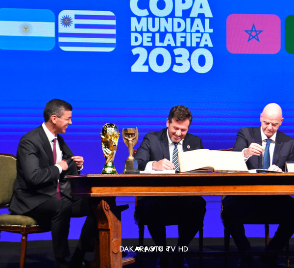 Foot: le Mondial-2030 sur trois continents, 2034 en Arabie Saoudite malgré les critiques