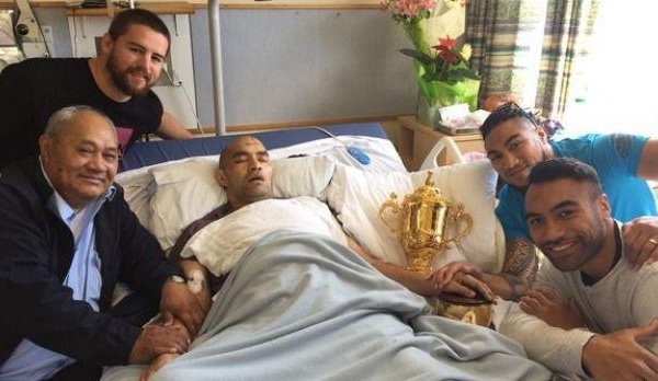 Gravement malade, un rugbyman s'éteint après avoir reçu la visite des All Blacks