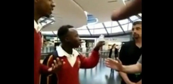 Des étudiants africains virés d’un Apple Store en Australie !