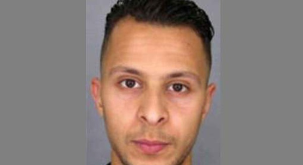 Attentats de Paris : "Salah est à Molenbeek, mais plus pour longtemps"