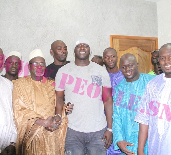 RÉCEPTION : Aziz N'diaye reçoit un parterre de VIP chez lui à Tivaouane 