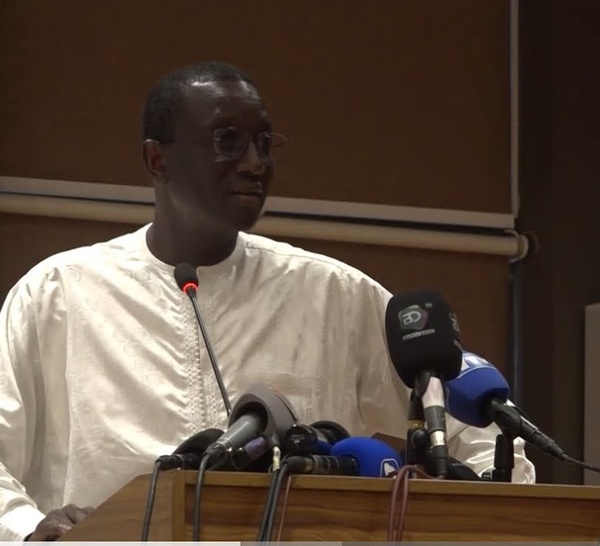 « Reste républicain jusqu’au bout! » : Le message choc de Wade à Amadou Ba lors de la gestion des élections