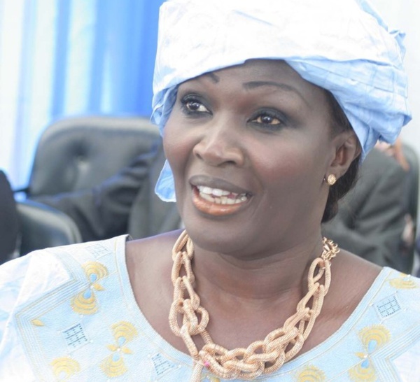 N'GONE N'DOYE AU PRÉSIDENT MACKY : « On n’a pas besoin de renoncer à 2 ans juste pour faire bonne figure…Wade est son père! »