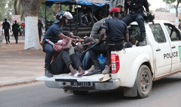 Opération de sécurisation : Plus de 900 personnes interpellées Dakar et à Thies