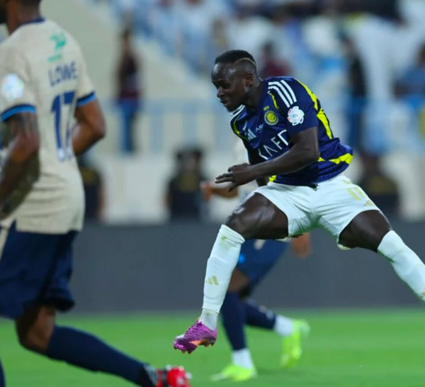 SAUDI PRO LEAGUE - Sadio Mané offre un quadruplé historique à Al Nasr face à Al Okhdoud