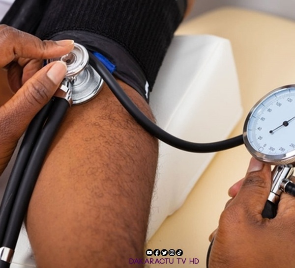 L’hypertension artérielle : « Environ un adulte sénégalais sur trois est hypertendu, mais plus de la moitié l’ignore [...]  La vérité, c’est que … » (Dr Oumou Dème Kébé Bah, Cardiologue)