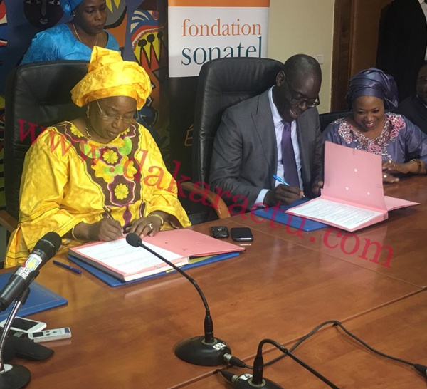 Sonatel : Signature d'une convention d'octroi de bourses d'excellence de spécialisation médicale 