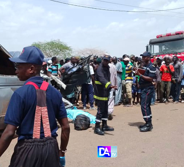 Accident mortel à Kaolack : Un véhicule "Cheikhou Chérif" se renverse, un mort et plusieurs blessés