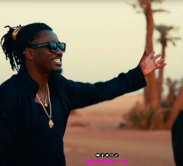 Wally B. Seck en tête du classement Billboard France et lancement de son nouveau clip « Mon combat »