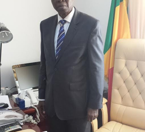 INTERVIEW EXCLUSIVE AVEC L’AMBASSADEUR DU SÉNÉGAL A OMAN : « Il n’y a qu’au Sénégal où le terrorisme fait rire… Wade a tellement détruit que Macky … Les gens s’accrocheront à ses pieds pour lui demander de rester… J’ai mendié… »