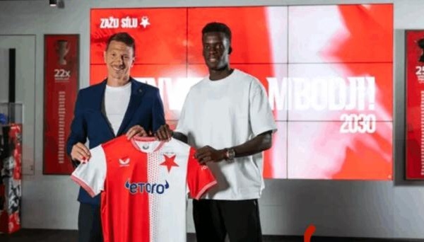 Ligue des champions : Youssoupha Mbodj, jeune latéral sénégalais du Slavia Prague s’offre un doublé