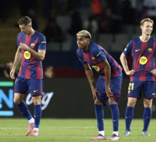 Ligue des champions: le PSG marque son territoire à Barcelone
