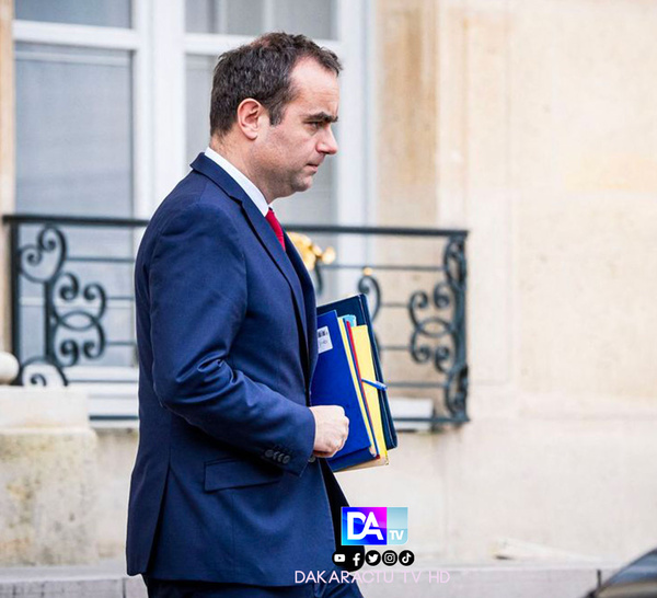 France : le Premier ministre a remis sa démission, quelques heures après l'annonce d'un nouveau gouvernement