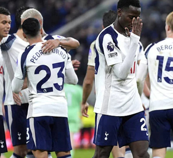 Premier League/ Pape Matar Sarr  entre  et marque 1 but  face à Everton mais refuse de sourire