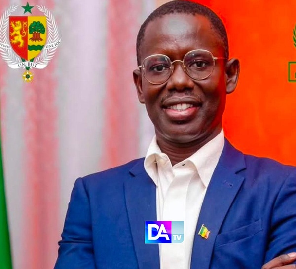 Mafia des visas fantômes : Jaxaay-Parcelles, l’incroyable usine à migrants du maire Abdoul Aziz Diané révélée par les gendarmes