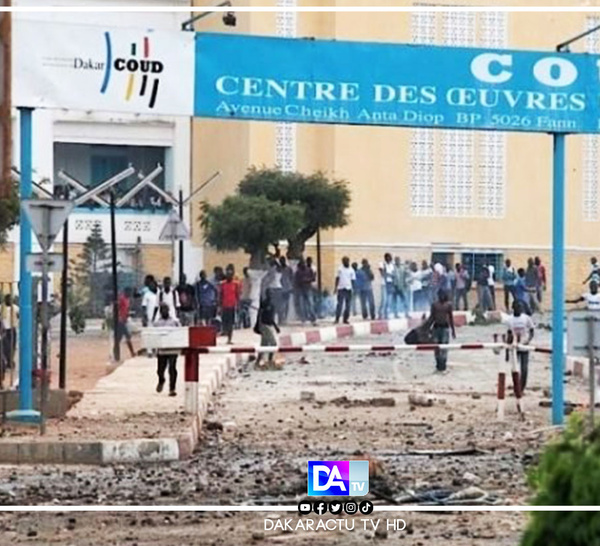Grève à l’UCAD : 5 policiers blessés, un responsable du Collectif fracturé, le campus en zone rouge