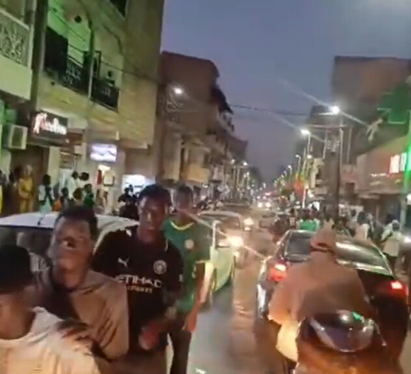 Victoire du Sénégal face à l’Égypte :  Liesse populaire dans les rues de Dakar