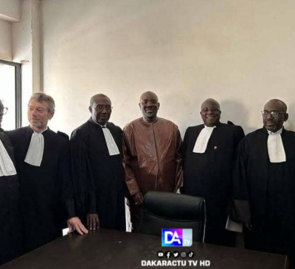 Affaire Farba Ngom : la défense contre-attaque après la sortie de Yassine Fall et annonce une riposte publique