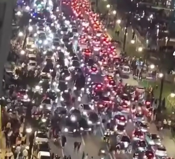CAN 2025-ALGÉRIE / Scènes de  jubilation après la victoire du Sénégal face au Maroc en finale