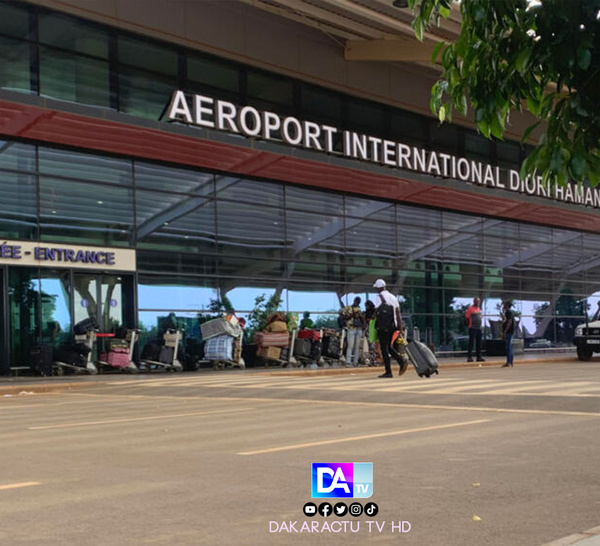 Niger: retour au calme après des tirs nourris autour de l'aéroport de Niamey