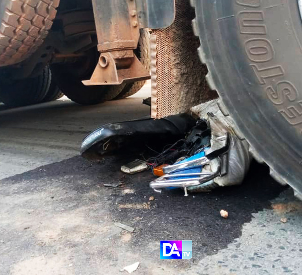 Tivaouane: un camion tue un conducteur de Jakarta