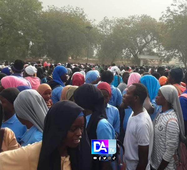 Crise universitaire : Des élèves en soutien aux étudiants, rejoignent le mouvement de grève de 72h et réclament justice après la mort d’Abdoulaye Ba