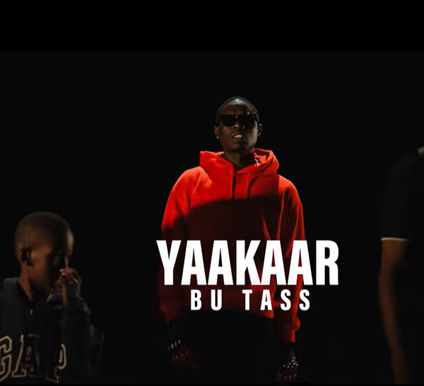 [Musique] : Ngaaka Blindé dévoile "Yakaar bu Tass", un single aux accents critiques