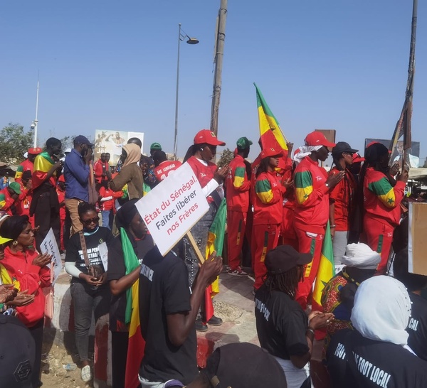 Emprisonnement des 18 supporters sénégalais au Maroc : Dakar dans la rue pour exiger la libération de ses compatriotes